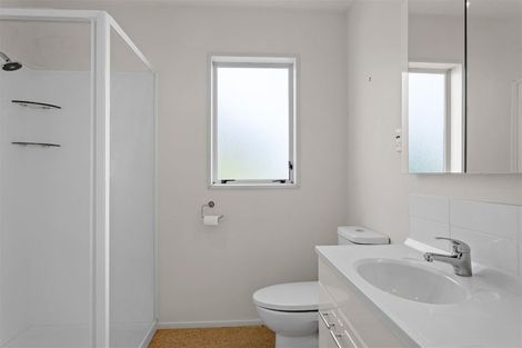 Photo of property in 5 Harry Ell Drive, Cashmere, Christchurch, 8022