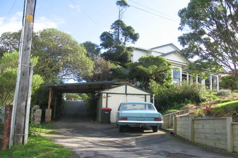 Photo of property in 35 Maungaraki Road, Korokoro, Lower Hutt, 5012