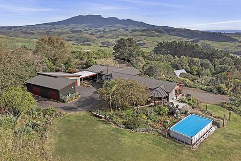 Photo of property in 121 Maungatawhiri Road, Raglan, 3295