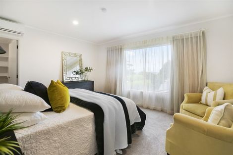 Photo of property in 24a Alexander Street, Cockle Bay, Auckland, 2014