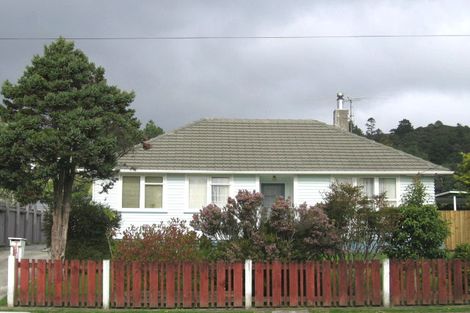 Photo of property in 7 Rintoul Grove, Stokes Valley, Lower Hutt, 5019