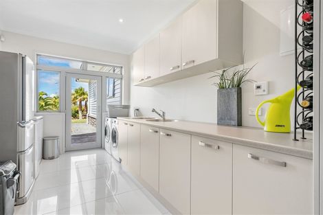 Photo of property in 65 Weza Lane, Kumeu, 0810