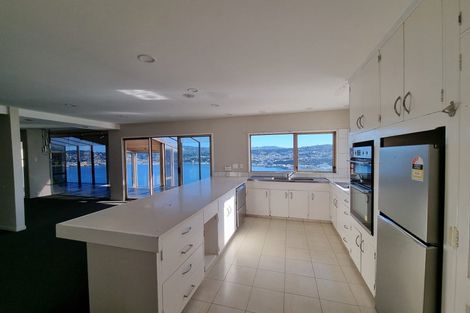 Photo of property in 27 Kaikoura Street, Maupuia, Wellington, 6022
