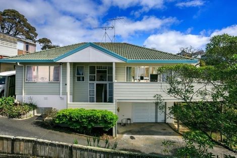 Photo of property in 2/80 Bentley Avenue, Glenfield, Auckland, 0629