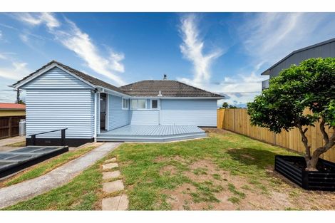Photo of property in 1/23 Porchester Road, Papakura, 2110