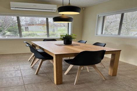 Photo of property in 261 Beacon Point Road, Wanaka, 9305