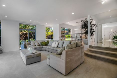 Photo of property in 7 Gigi Place, Conifer Grove, Takanini, 2112