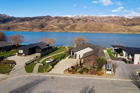 Photo of property in 28 De Bettencor Place, Mount Pisa, Cromwell, 9383