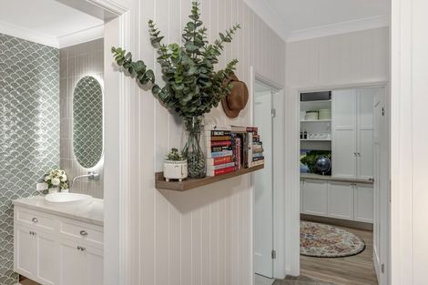 Photo of property in 115 Mclarin Road, Glenbrook, Waiuku, 2681