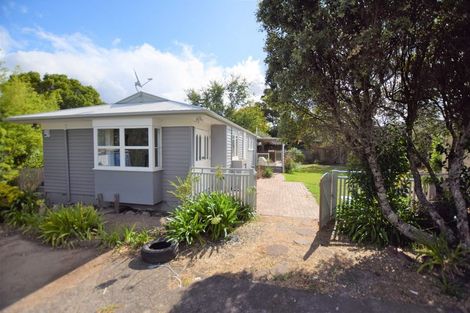 Photo of property in 20 Dellwood Avenue, Henderson, Auckland, 0612