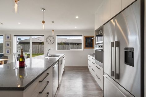 Photo of property in 11 Landon Way, Maewa, Feilding, 4702