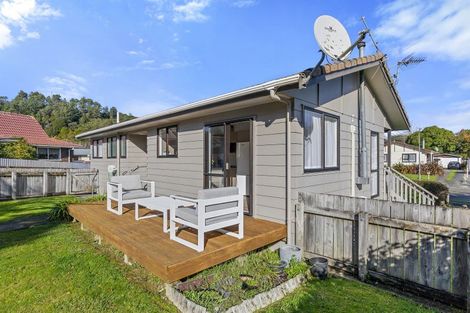 Photo of property in 17 Topaz Street, Birchville, Upper Hutt, 5018