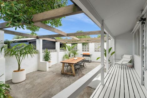 Photo of property in 20 Eversham Road, Mount Maunganui, 3116