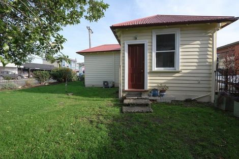 Photo of property in 60 Eastbourne Street, Caversham, Dunedin, 9012
