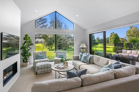 Photo of property in 15 Lynette Place, Pauanui, 3579