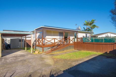 Photo of property in 1/616 Te Atatu Road, Te Atatu Peninsula, Auckland, 0610