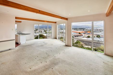 Photo of property in 20 Magnolia Grove, Maungaraki, Lower Hutt, 5010