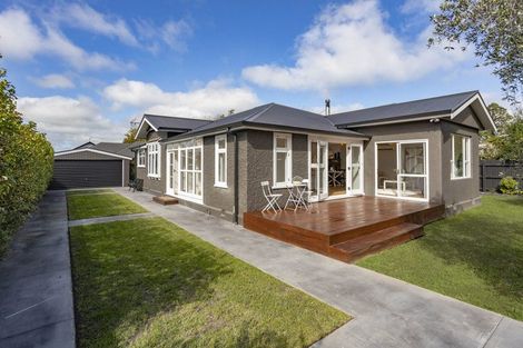 Photo of property in 10 Ayers Street, Rangiora, 7400