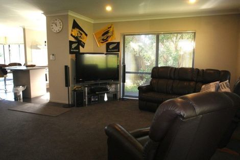 Photo of property in 18a Boyd Avenue, Mangere Bridge, Auckland, 2022