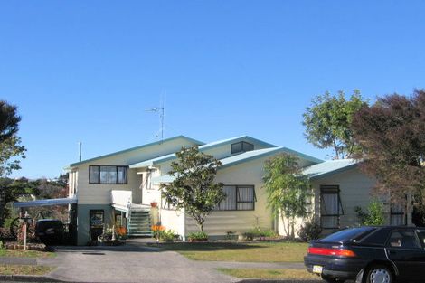 Photo of property in 13 Houhere Place, Pukete, Hamilton, 3200