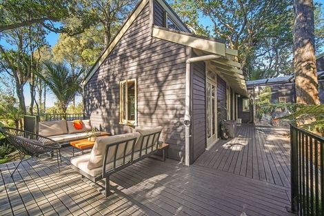 Photo of property in 2/26 Arcadia Crescent, Bayview, Auckland, 0629