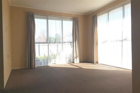 Photo of property in 2/44 Albert Street, Palmerston North, 4414