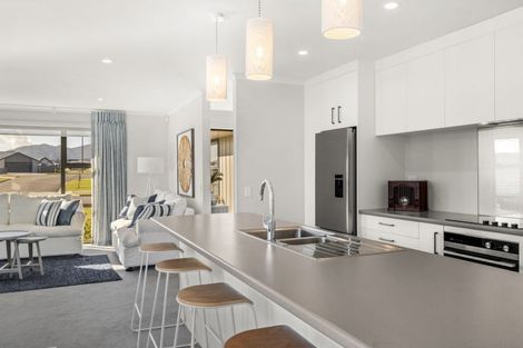 Photo of property in 10 Wai Terrace, Wharewaka, Taupo, 3330