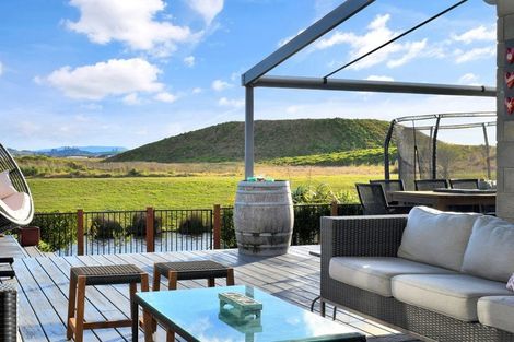 Photo of property in 9 Senecio Way, Papamoa Beach, Papamoa, 3118