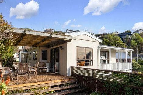 Photo of property in 22 Coster Street, Enner Glynn, Nelson, 7011