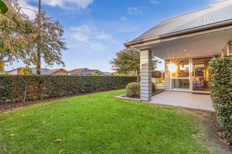 Photo of property in 48 Norfolk Drive, Cambridge, 3434