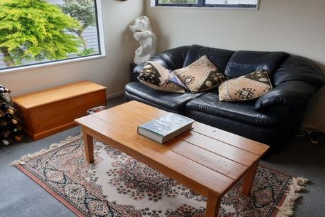 Photo of property in 8 Bury Grove, Strathmore Park, Wellington, 6022