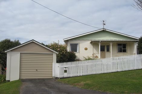 Photo of property in 18 Rawhiti Street, Vogeltown, New Plymouth, 4310