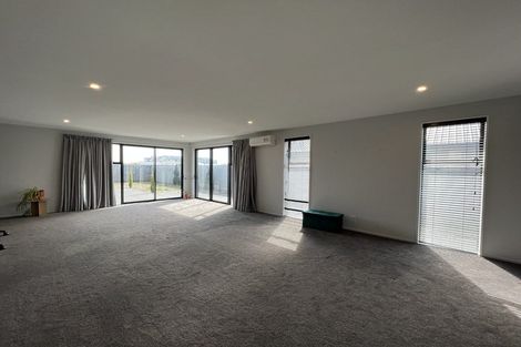Photo of property in 32 Four Peaks Drive, Wigram, Christchurch, 8025