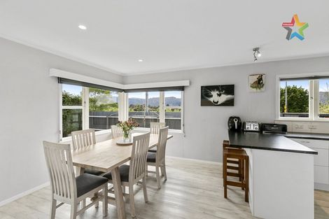Photo of property in 258 Grounsell Crescent, Belmont, Lower Hutt, 5010