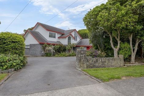 Photo of property in 321 Te Moana Road, Waikanae, 5036