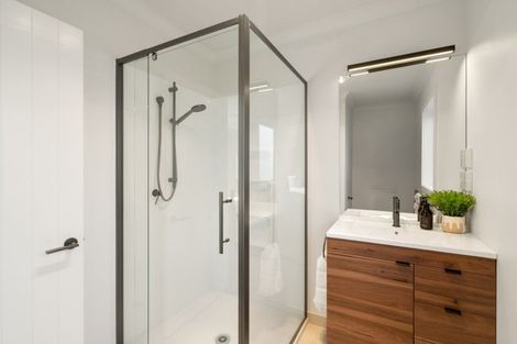 Photo of property in 77 Kahira Crescent, Papamoa Beach, Papamoa, 3118