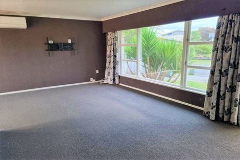 Photo of property in 32 Michael Avenue, Dinsdale, Hamilton, 3204