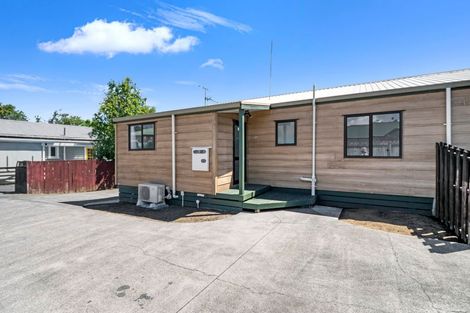 Photo of property in 15 View Road, Waiuku, 2123