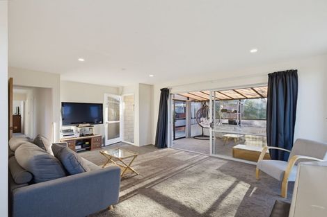 Photo of property in 30 Saint Heliers Crescent, Aranui, Christchurch, 8061