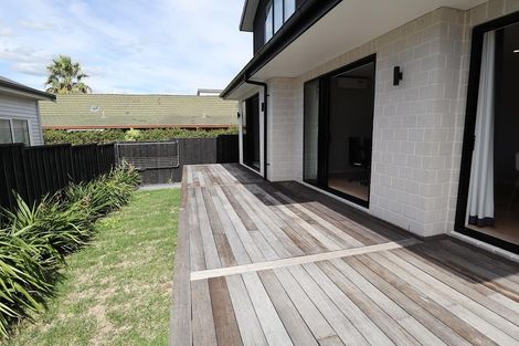 Photo of property in 138 Bucklands Beach Road, Bucklands Beach, Auckland, 2012