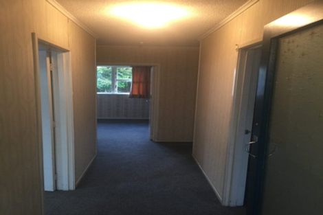 Photo of property in 1/28 Sequoia Place, Sunnynook, Auckland, 0620