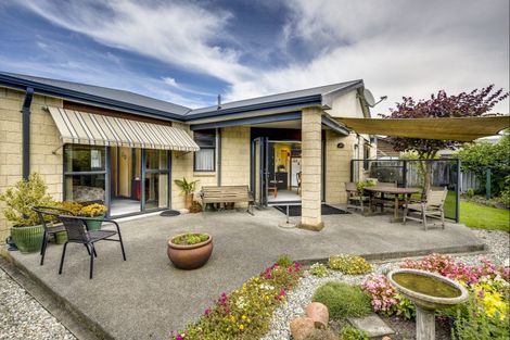 Photo of property in 219 Frimley Oaks, Frimley, Hastings, 4120