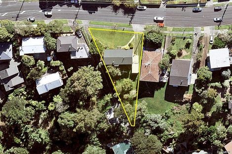 Photo of property in 31 Coronation Road, Hillcrest, Auckland, 0627