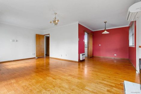 Photo of property in 57 La Rosa Street, Green Bay, Auckland, 0604