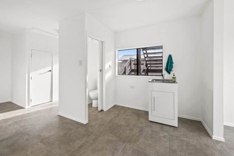 Photo of property in 2 Thackeray Place, Owhata, Rotorua, 3010