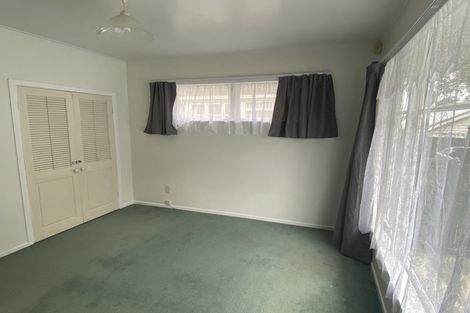 Photo of property in 98 Hillsborough Road, Hillsborough, Auckland, 1042