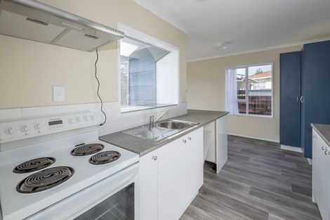 Photo of property in 3 Heather Street, Levin, 5510