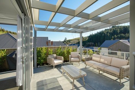 Photo of property in 16 Village Lane, Stoke, Nelson, 7011