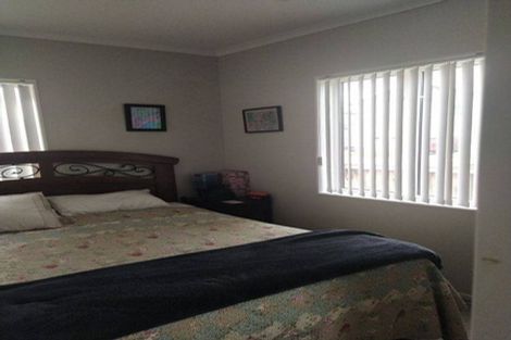 Photo of property in 28 Saddleback Crescent, Papakura, 2110