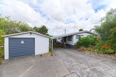 Photo of property in 3 Cantua Close, Totara Heights, Auckland, 2105